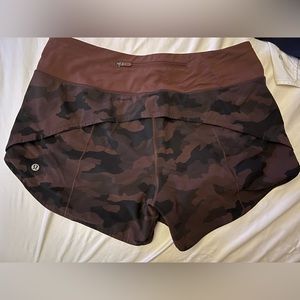 Lululemon Speed Up shorts 4”